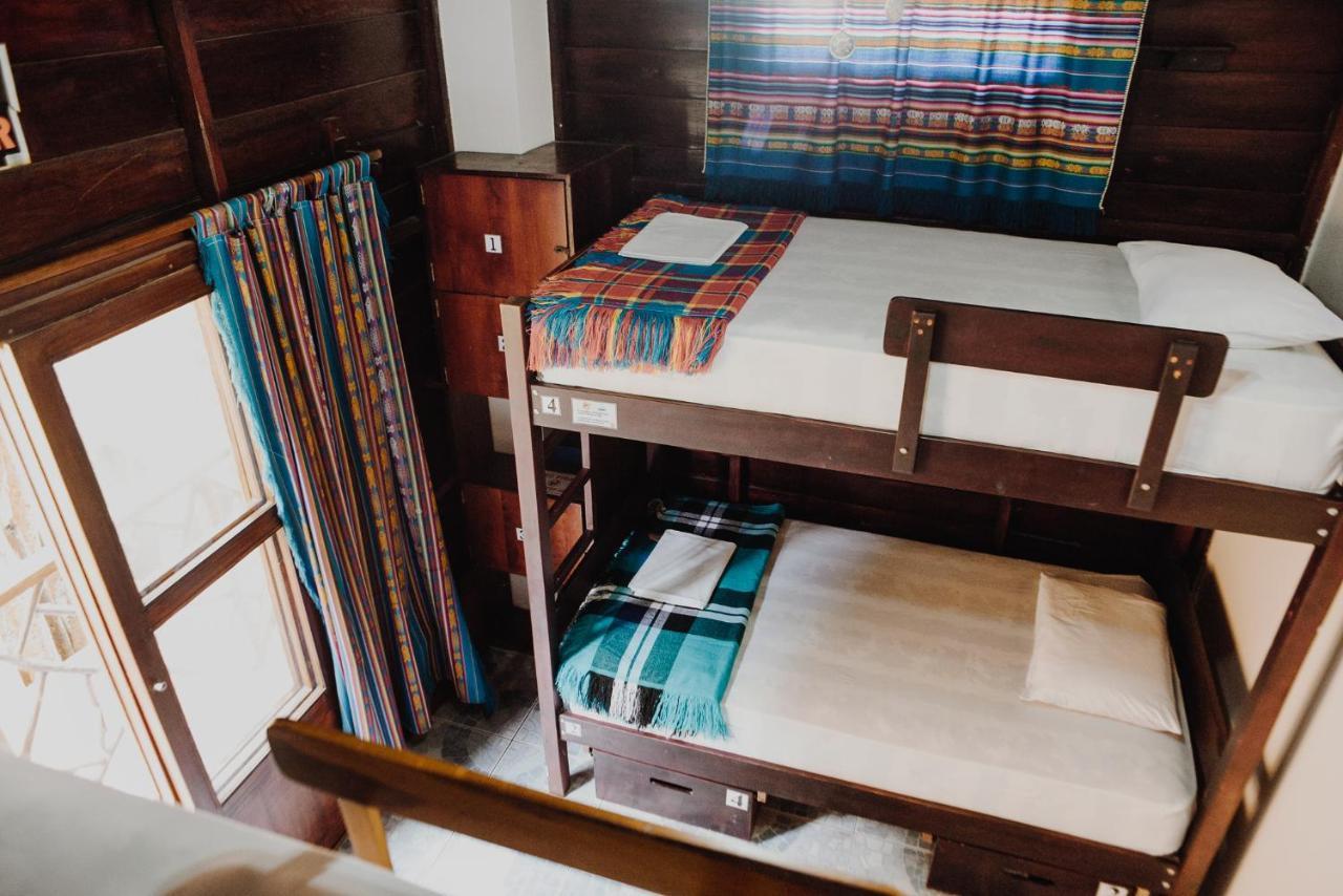 Esperanto Bed & Breakfast Surf Hostel Montañita エクステリア 写真
