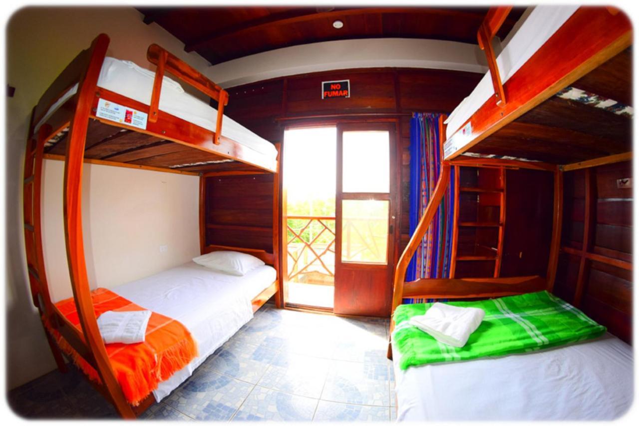 Esperanto Bed & Breakfast Surf Hostel Montañita エクステリア 写真