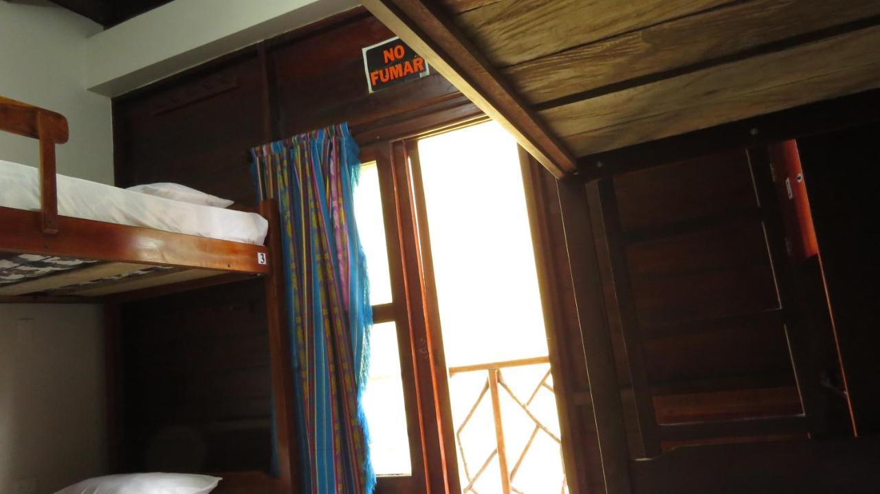 Esperanto Bed & Breakfast Surf Hostel Montañita エクステリア 写真