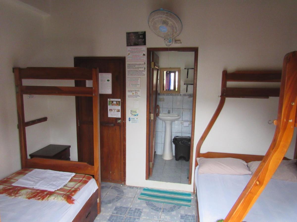Esperanto Bed & Breakfast Surf Hostel Montañita エクステリア 写真