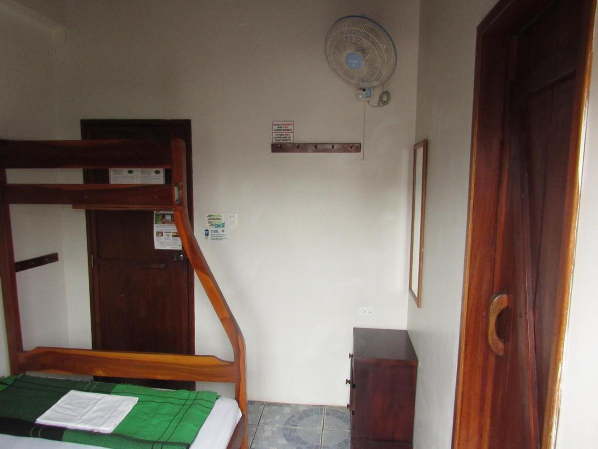 Esperanto Bed & Breakfast Surf Hostel Montañita エクステリア 写真