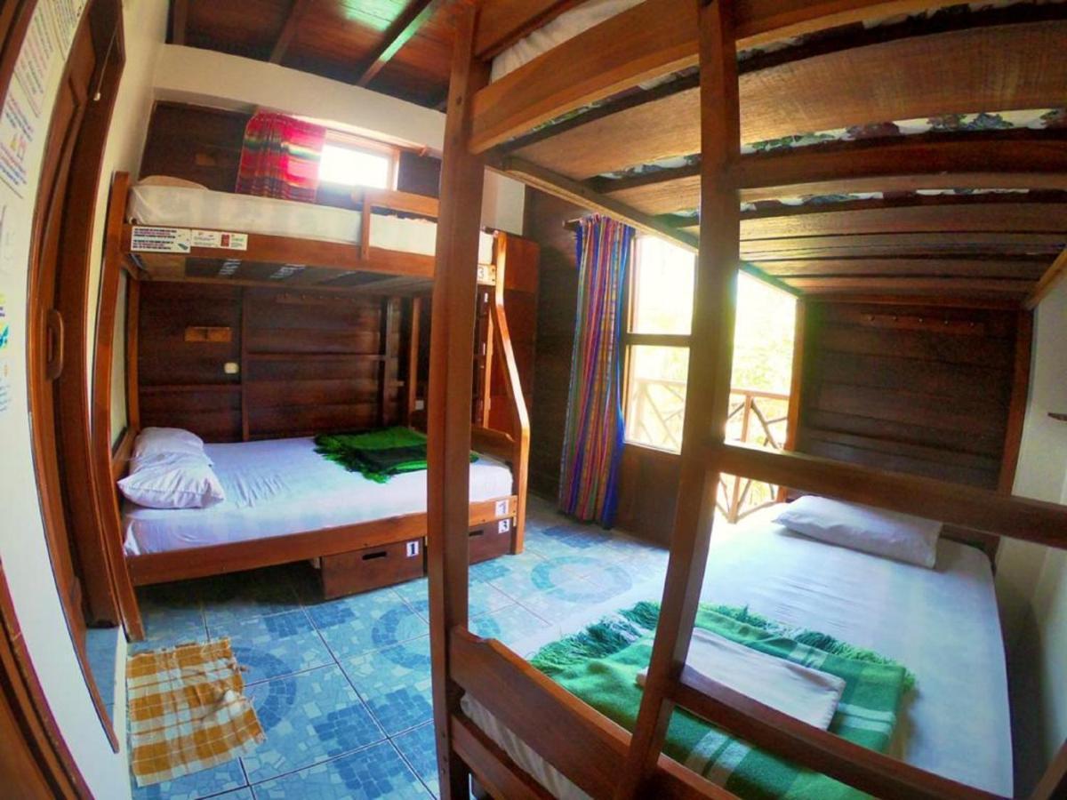 Esperanto Bed & Breakfast Surf Hostel Montañita エクステリア 写真